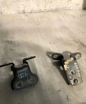 Lexus IS 220D-250-350 Front door hinge set 