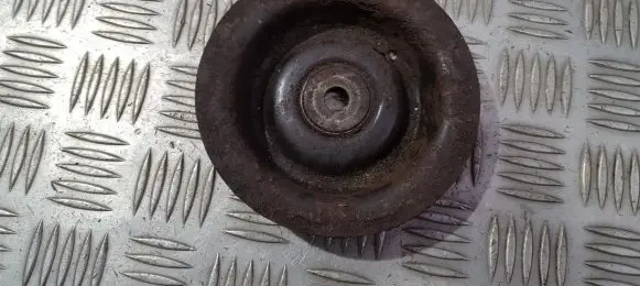 Opel Tigra A Coil spring mount 