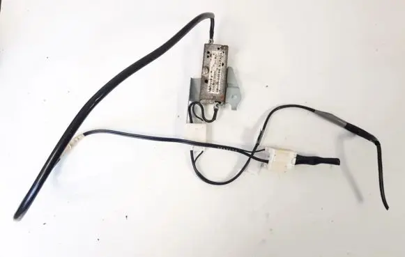Toyota Avensis T250 Antenna control unit 8630005100 141000-9520b101