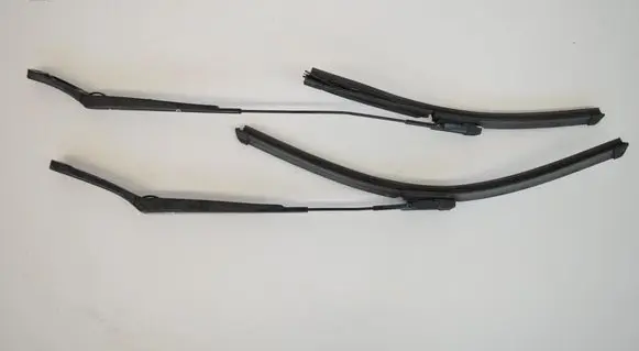 Volkswagen Jetta V Windshield/front glass wiper blade 