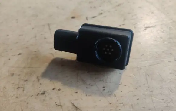 BMW 7 F01 F02 F03 F04 AUC sensor 6411912386102 64119123861 9123861