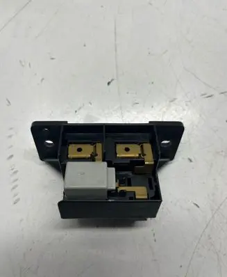 Honda CR-V Glove box light 5A06