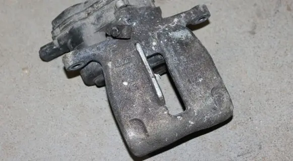 Porsche Macan (95B) Rear brake caliper 95B615406E