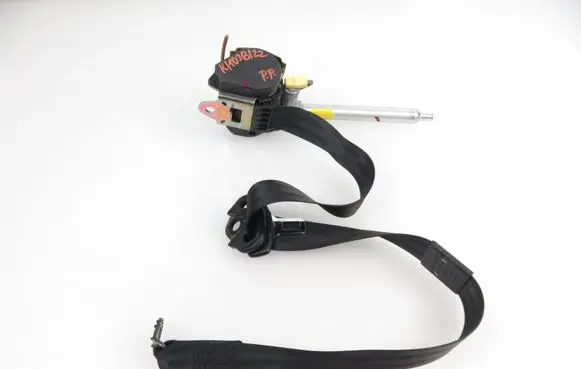 Audi A6 S6 C5 4B Front seatbelt 4B0857706D