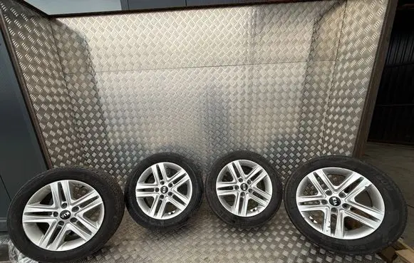 R16 alloy rim