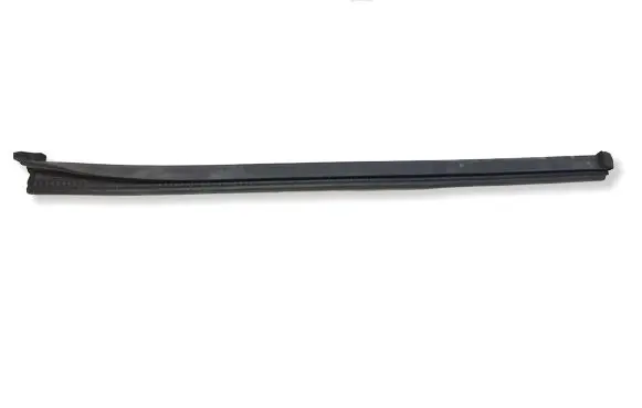 Ford Mondeo MK V Rubber seal front door window/glass DS75F25860A