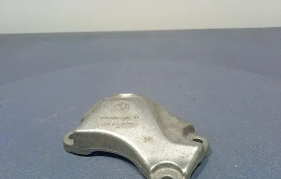 BMW X6 M Gearbox mounting bracket 6861570