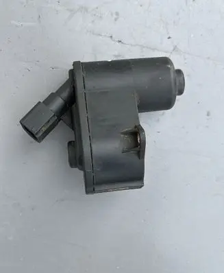 Audi A6 S6 C6 4F Hand brake/parking brake motor 32332082