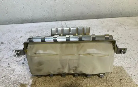 Suzuki Grand Vitara II Passenger airbag BAMPT11095 018000SUC0 ASDPCUUC300