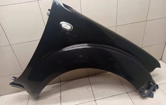 Nissan Pathfinder R51 Fender 