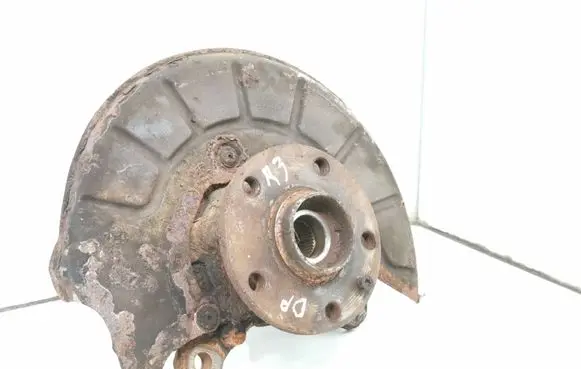 Volkswagen Touran I Front wheel hub spindle knuckle 7H0927804 1007150703 1K0615312F
