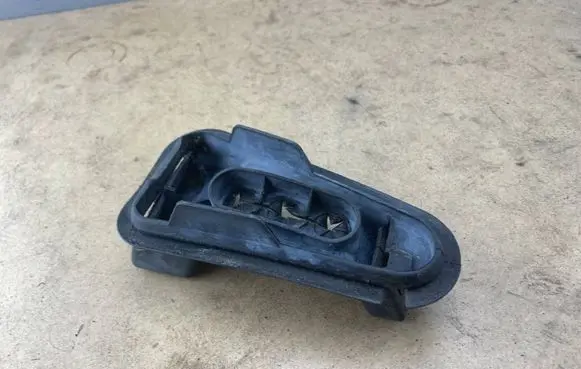 Other engine bay part