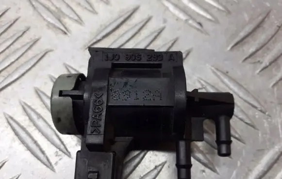 Skoda Superb B5 (3U) Turbo solenoid valve 1J0906283A