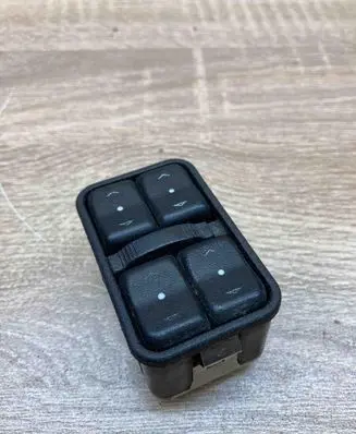 Opel Astra G Electric window control switch 90561086 90561088