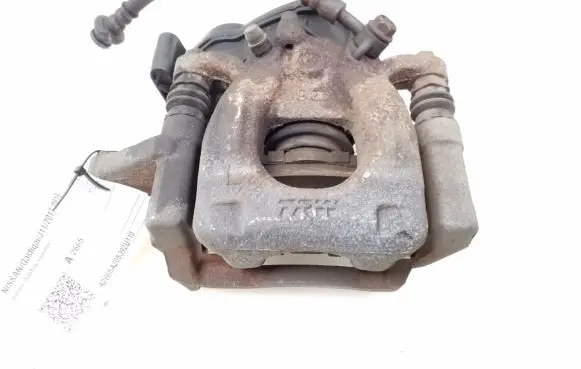 Nissan Qashqai Rear brake caliper