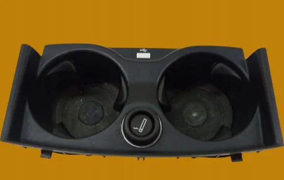 BMW 5 G30 G31 G38 Cup holder 6801508