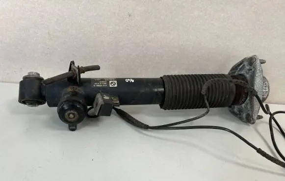 BMW X6 F16 Rear shock absorber/damper 6875088 687508802