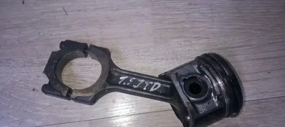Alfa Romeo 156 Piston with connecting rod 41565 4156.5
