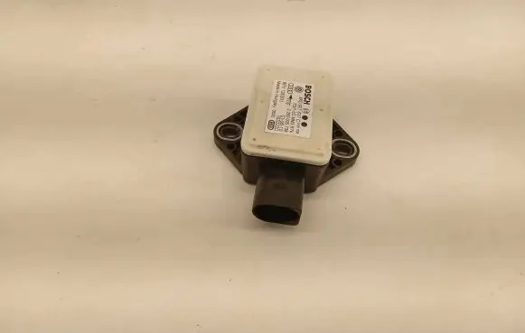 Audi A4 S4 B8 8K ESP acceleration yaw rate sensor 8K0907637C 0265005738