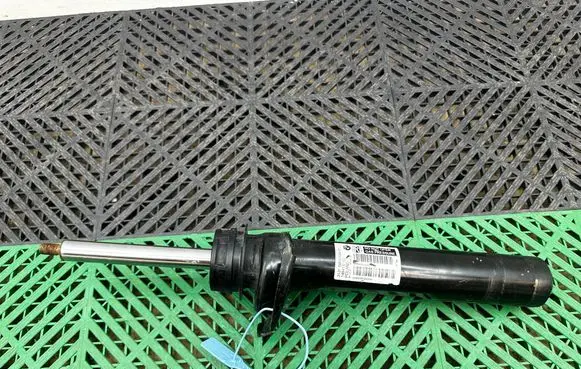 BMW X2 F39 Front shock absorber/damper 6895134