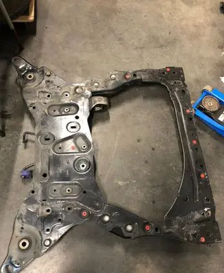 Volvo XC90 Front subframe 32221710 2202186114