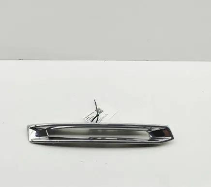 Mercedes-Benz GL X166 Under headlight/headlamp trim A1668851774 A1668852774