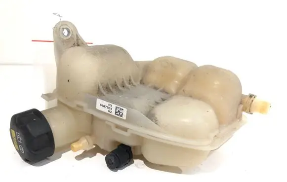 BMW X2 F39 Coolant expansion tank/reservoir 8687503