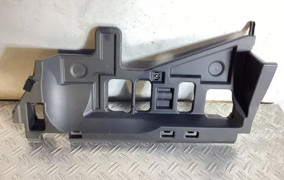 Dashboard lower bottom trim panel