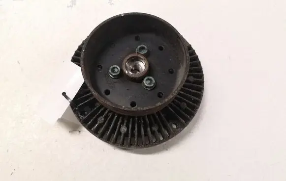 Volkswagen PASSAT B6 Viscous fan clutch 06B119145