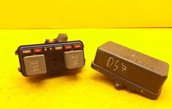 Citroen DS7 Crossback Fuse box set 9820725480