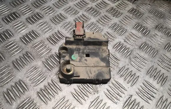 Mercedes-Benz S W220 Current control relay 0005401950 A0005401950