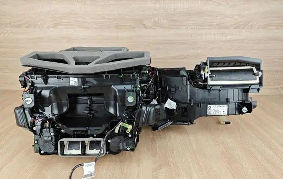 BMW X6 G06 Interior heater climate box assembly 5A31841