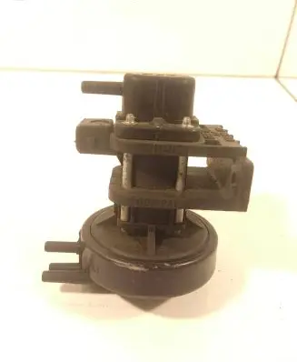 Audi A6 S6 C4 4A Turbo solenoid valve 357906283