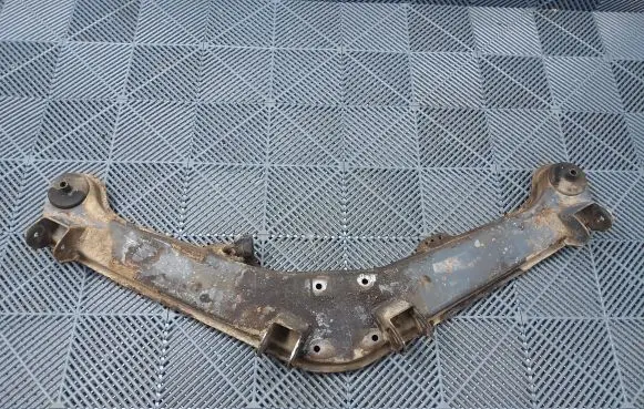 Ford Granada Rear axle beam 
