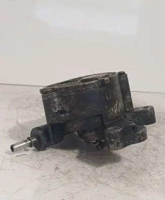 Ford C-MAX I Vacuum pump D1651A 0910M