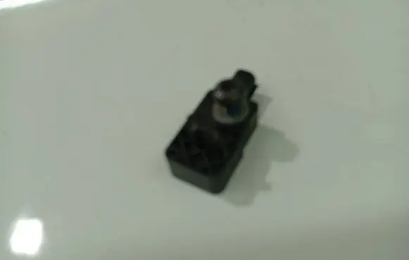 Opel Insignia A Airbag deployment crash/impact sensor 13502341