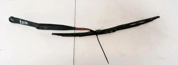 Alfa Romeo 156 Front wiper blade arm