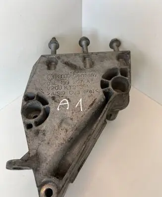 Audi A1 Engine mounting bracket 03L199207A