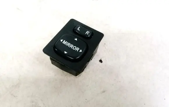 Toyota Corolla Verso AR10 Wing mirror switch 769746A 183574