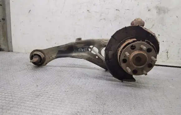Hyundai i30 Rear wheel hub spindle/knuckle 