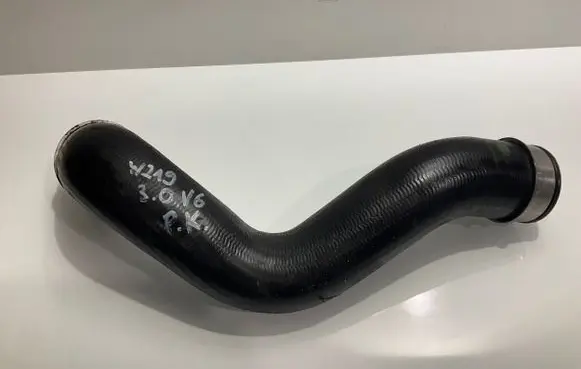 Mercedes-Benz CLS C219 Intercooler hose/pipe