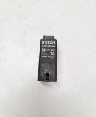 Honda Civic Glow plug pre-heat relay 0281003044