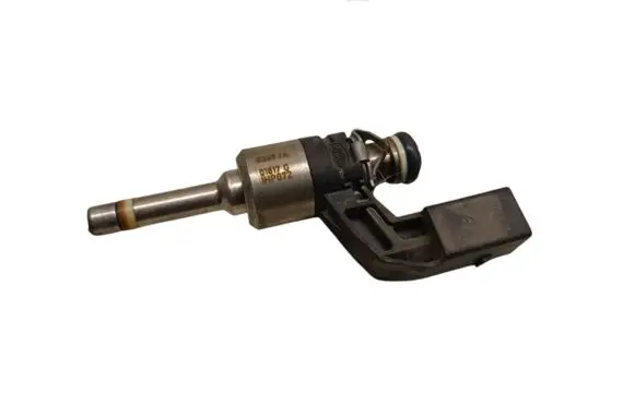 Skoda Octavia Mk2 (1Z) Fuel injector 03C906036F