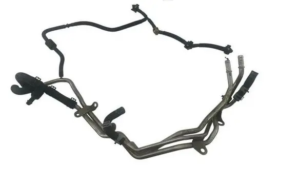 Audi A4 S4 B9 Fuel return line/hose 04L201360AK 04l130235p