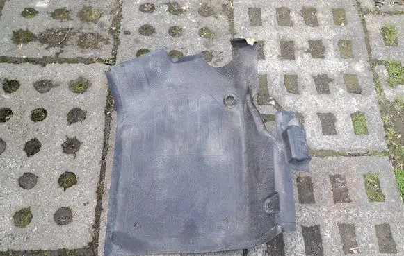 Renault Kangoo I Interior carpet 7700304755 7700308923