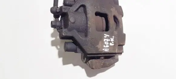 Toyota Yaris Front brake caliper 569