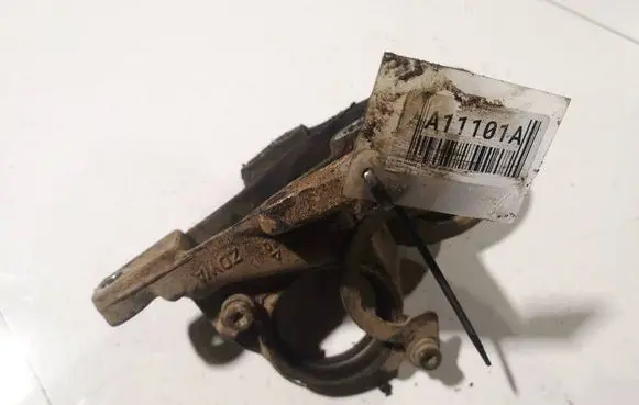 Peugeot 407 Engine mount bracket 9654819480