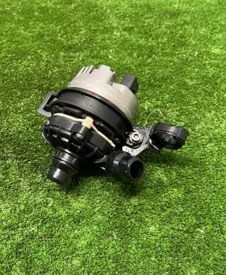 BMW M4 G82 G83 Electric auxiliary coolant/water pump 5A30246 A2C12152100