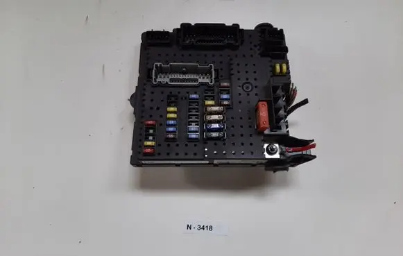 Volvo XC90 Fuse module 30786646