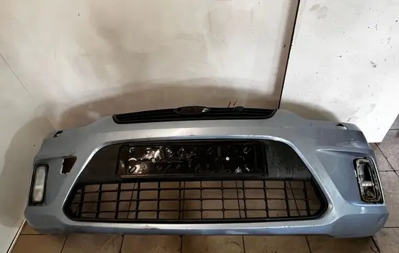 Ford Focus C-MAX Front bumper